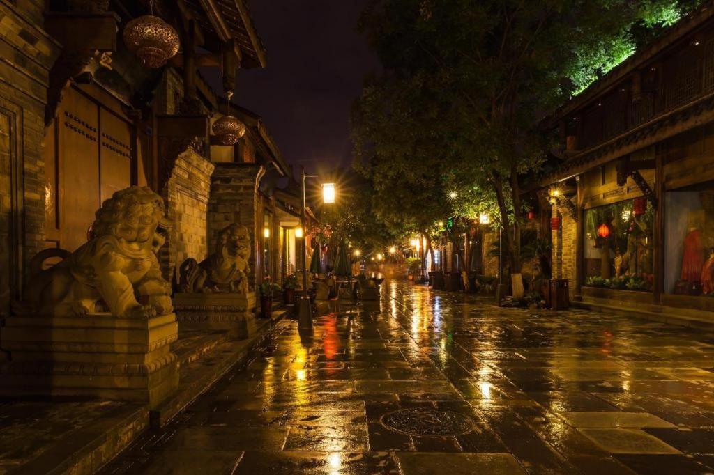 7 Days Inn Chengdu Kuanzhai Alley Huapaifang Metro Station Zewnętrze zdjęcie