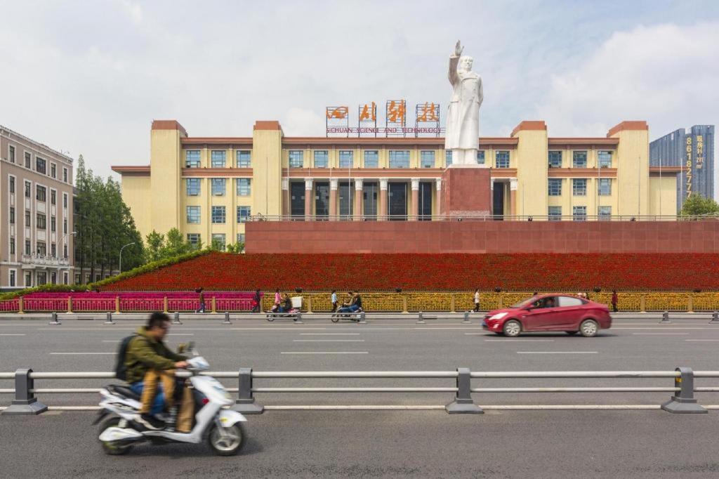 7 Days Inn Chengdu Kuanzhai Alley Huapaifang Metro Station Zewnętrze zdjęcie